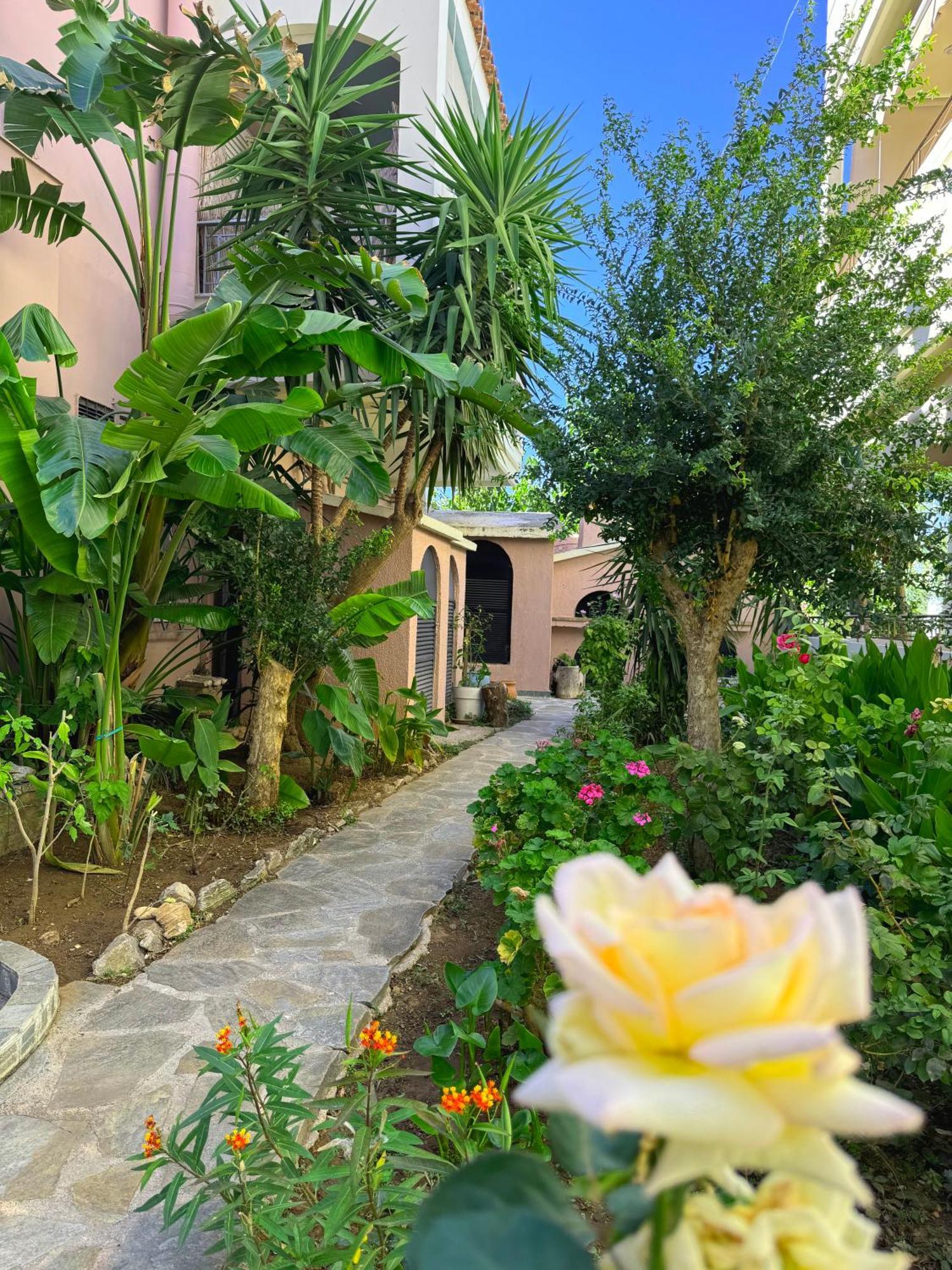 Sun Rise Hotel Apartments Эретрия Экстерьер фото