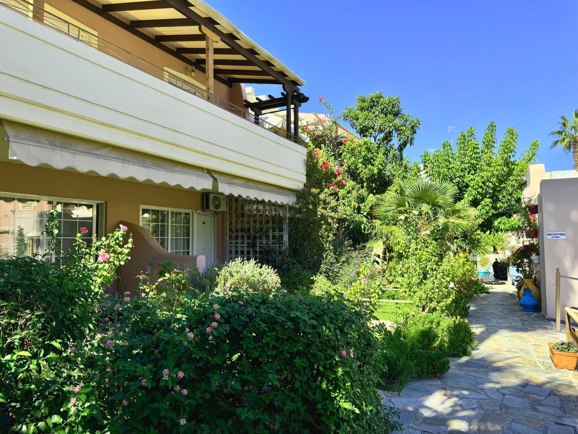 Sun Rise Hotel Apartments Эретрия Экстерьер фото